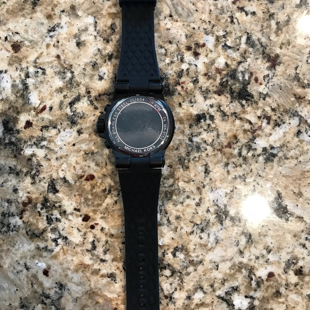 Men’s Michael kors Mk 8152 watch - Picture 3 of 3